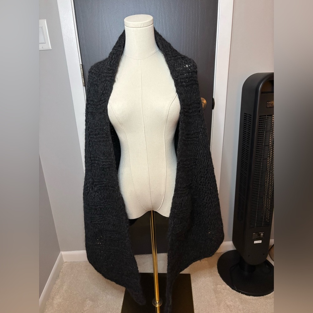 Wool shawl